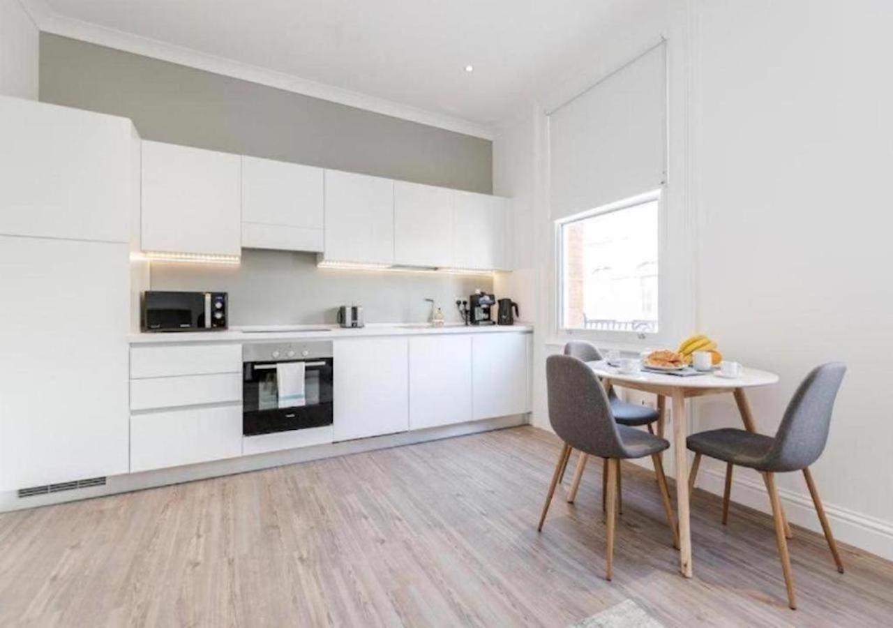 Apartamento Babylon Piccadilly Londres Exterior foto